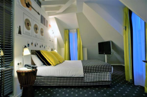 Гостиница Hôtel du Triangle d'Or  Париж